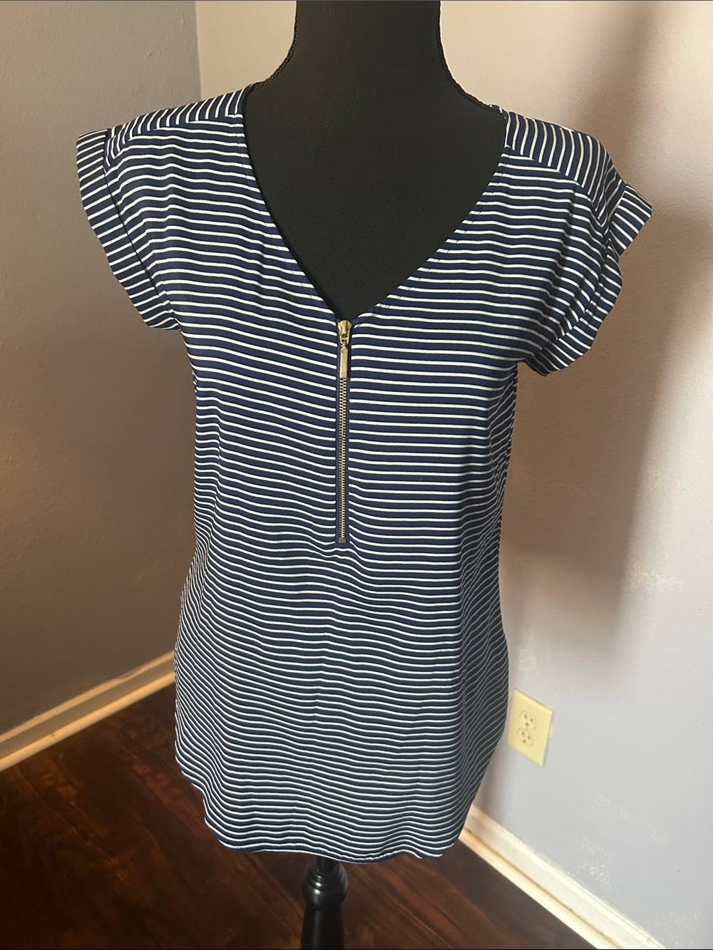 Express Women Striped Navy and White Zip-Front Top Size Extra Small